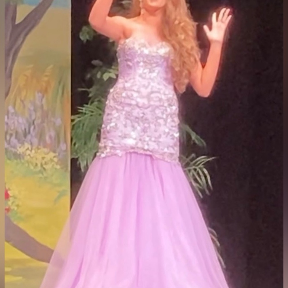 Sherri Hill Lavender Prom Dress - Picture 1 of 3